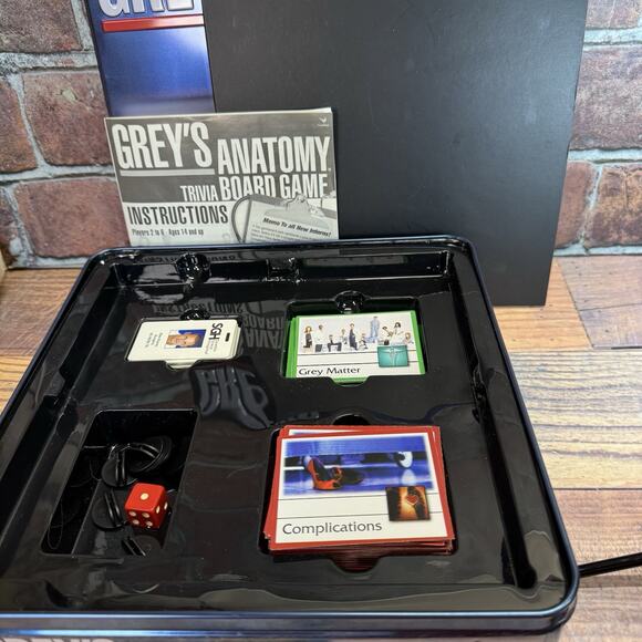 Greys Anatomy Trivia Board Game by Cardinal - 2007 Edition -‎ Metal Tin - Picture 4 of 4